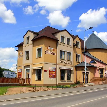 Family Maxim Szálloda